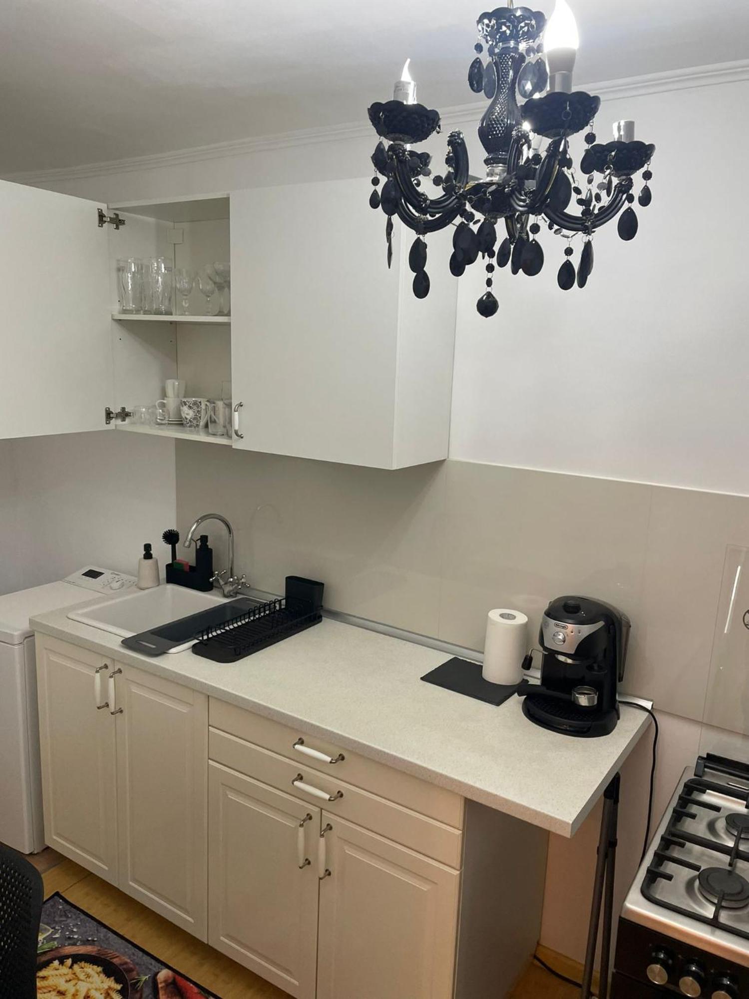 Emm Apartament - 100M Parc Si Metrou Tinererului Бухарест Экстерьер фото
