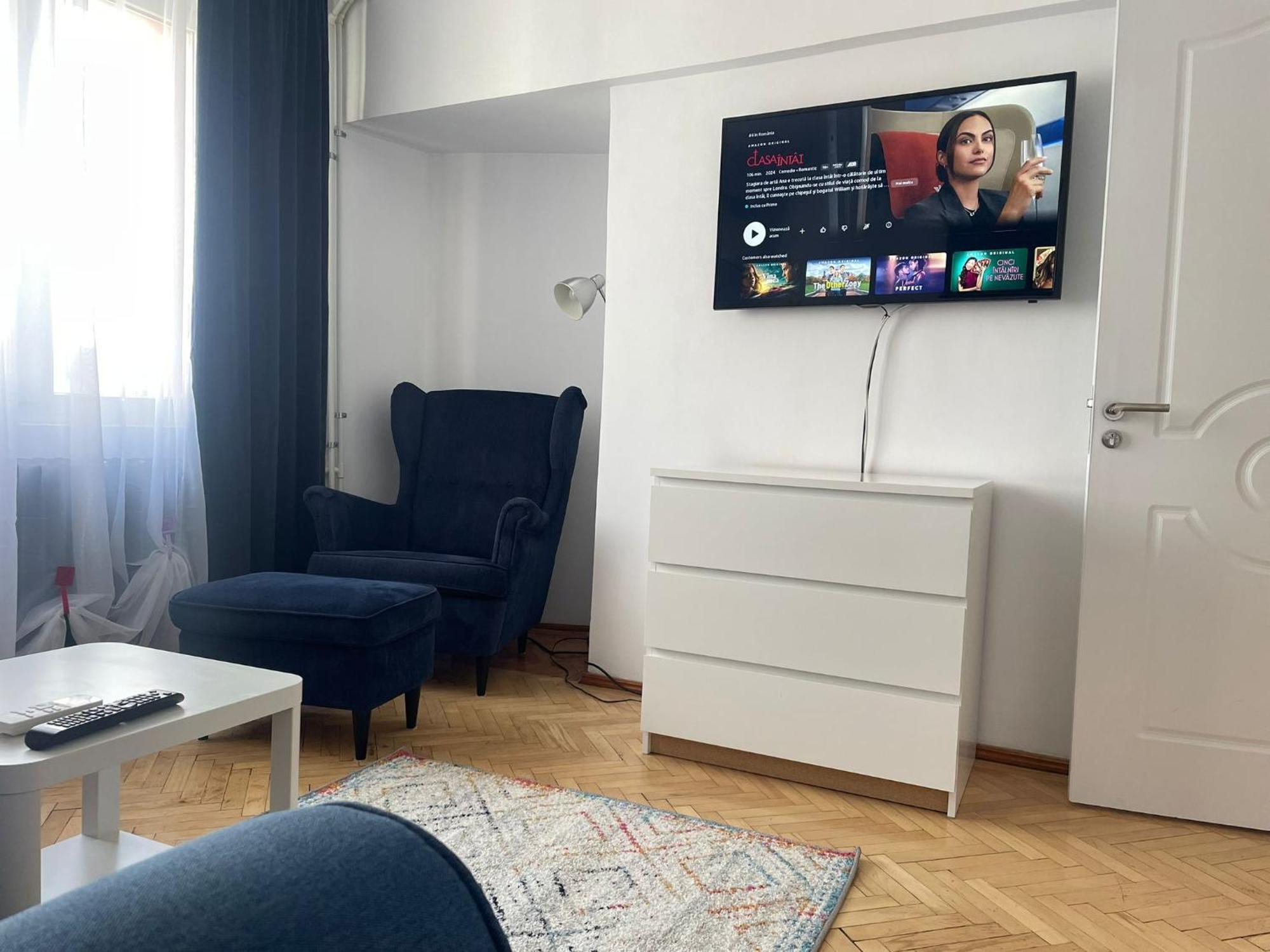 Emm Apartament - 100M Parc Si Metrou Tinererului Бухарест Экстерьер фото