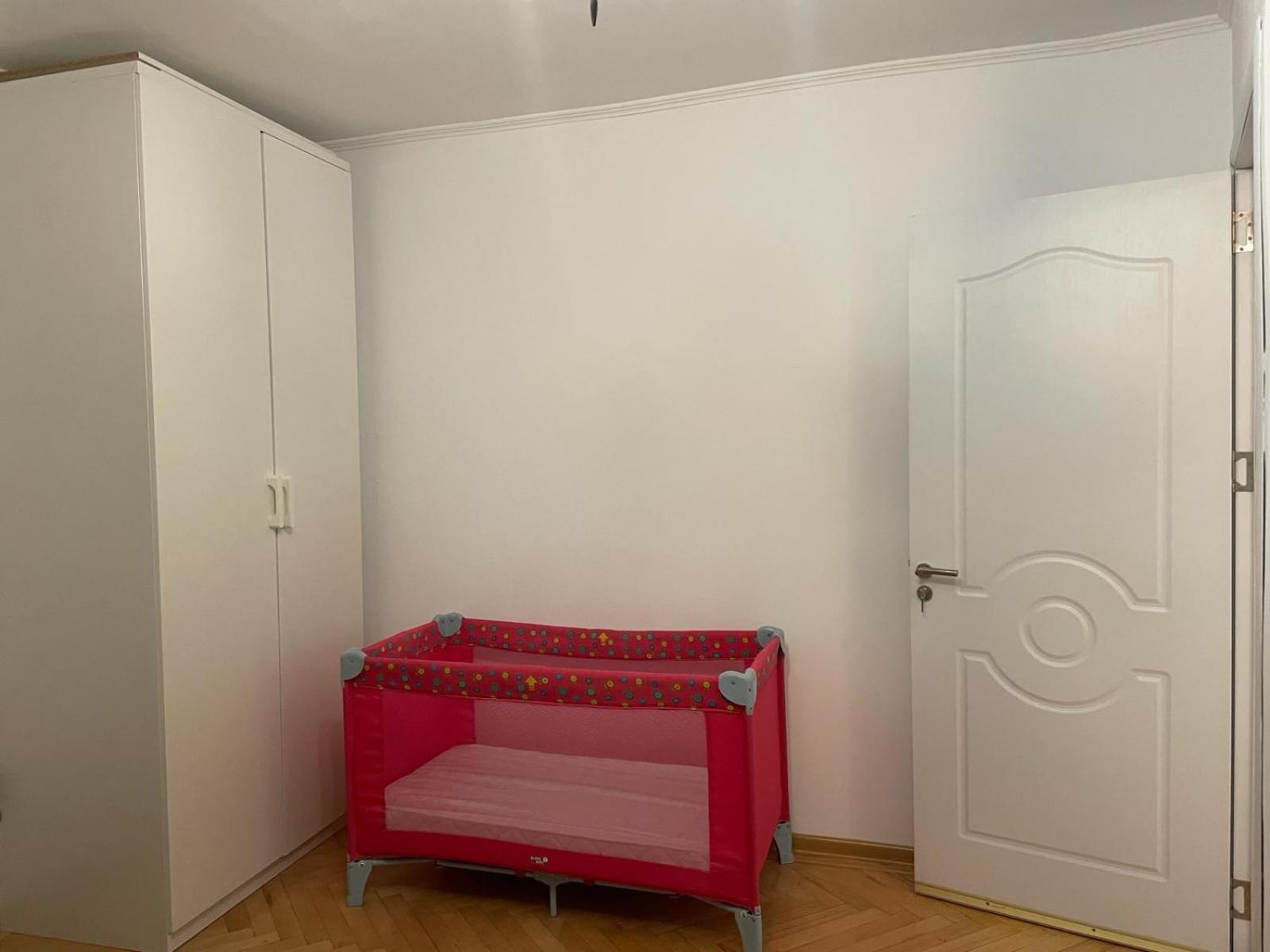Emm Apartament - 100M Parc Si Metrou Tinererului Бухарест Экстерьер фото